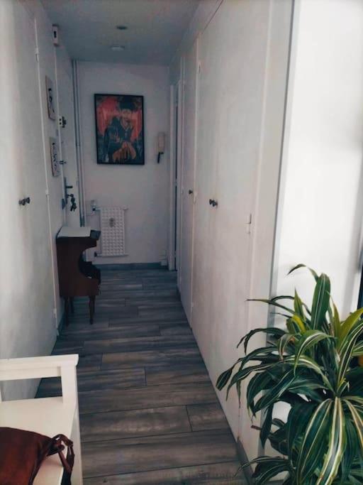 Cozy Apartment Free Parking Caen Eksteriør bilde